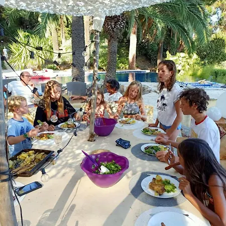 La Renarde 르 라방두